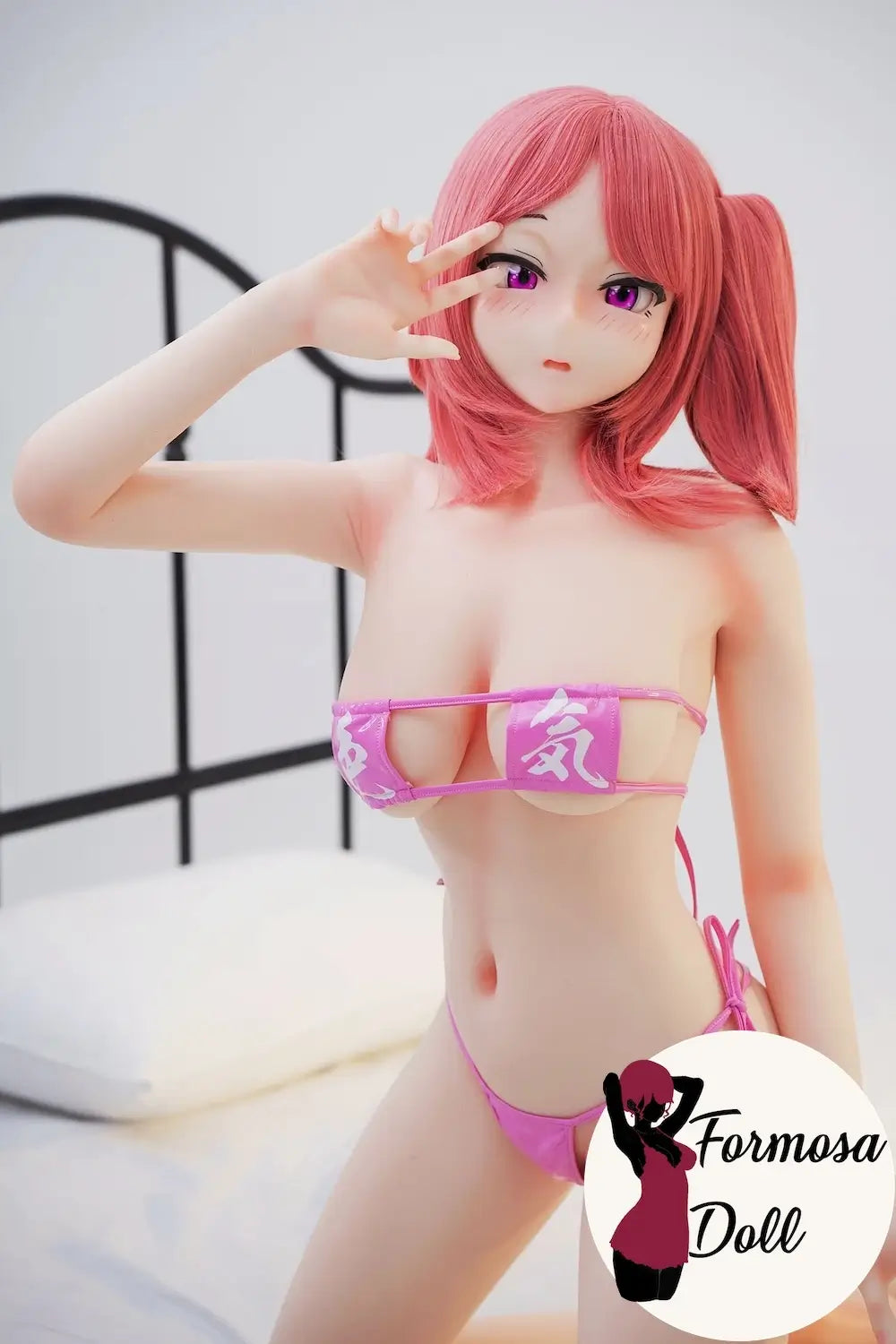 Akane 148 cm - Poupée sexuelle japonaise rousse en silicone en bikini