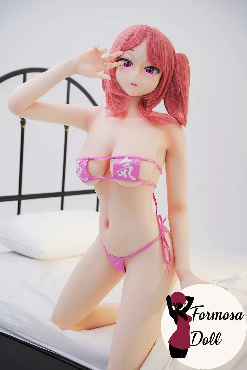 Akane 148 cm - Poupée sexuelle japonaise rousse en silicone en bikini