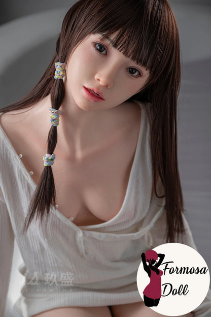 Miyu – Sex doll asiatique en silicone avec ROS – 149 cm