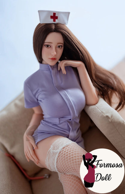 Qing – Poupée sexuelle asiatique en silicone tenue infirmière – 67.5 cm