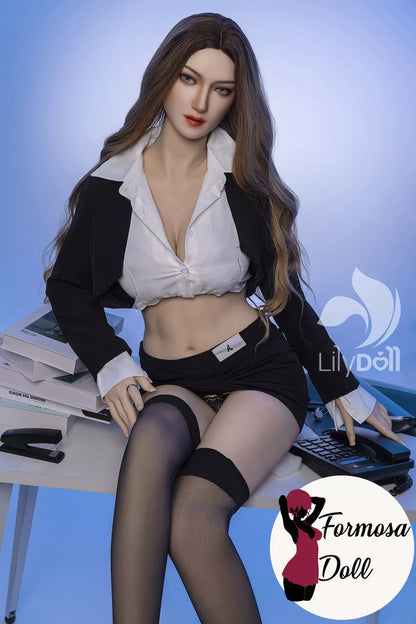 Selene A – Poupée sexuelle hybride en TPE et silicone, style office lady 168 cm