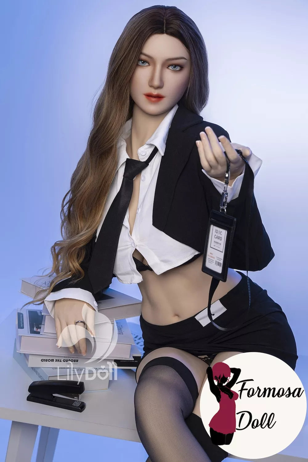 Selene A – Poupée sexuelle hybride en TPE et silicone, style office lady 168 cm